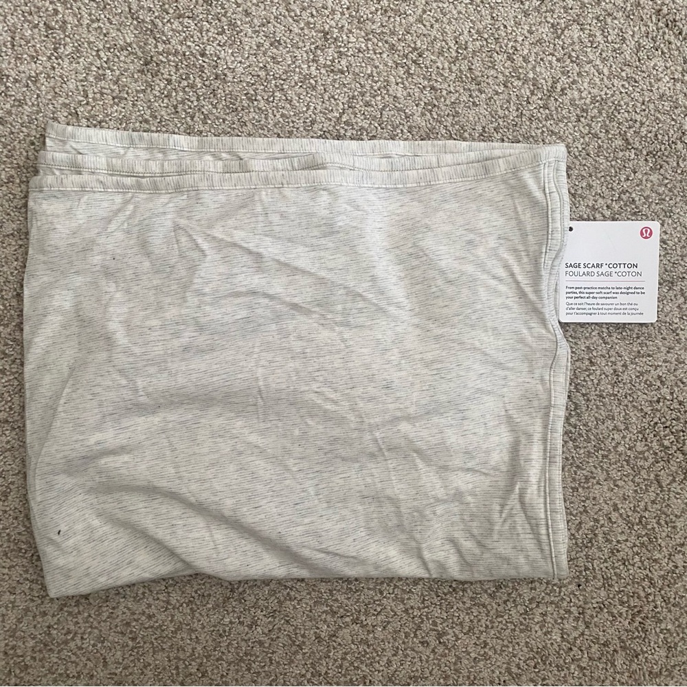 Lululemon scarf - Picture 6 of 6